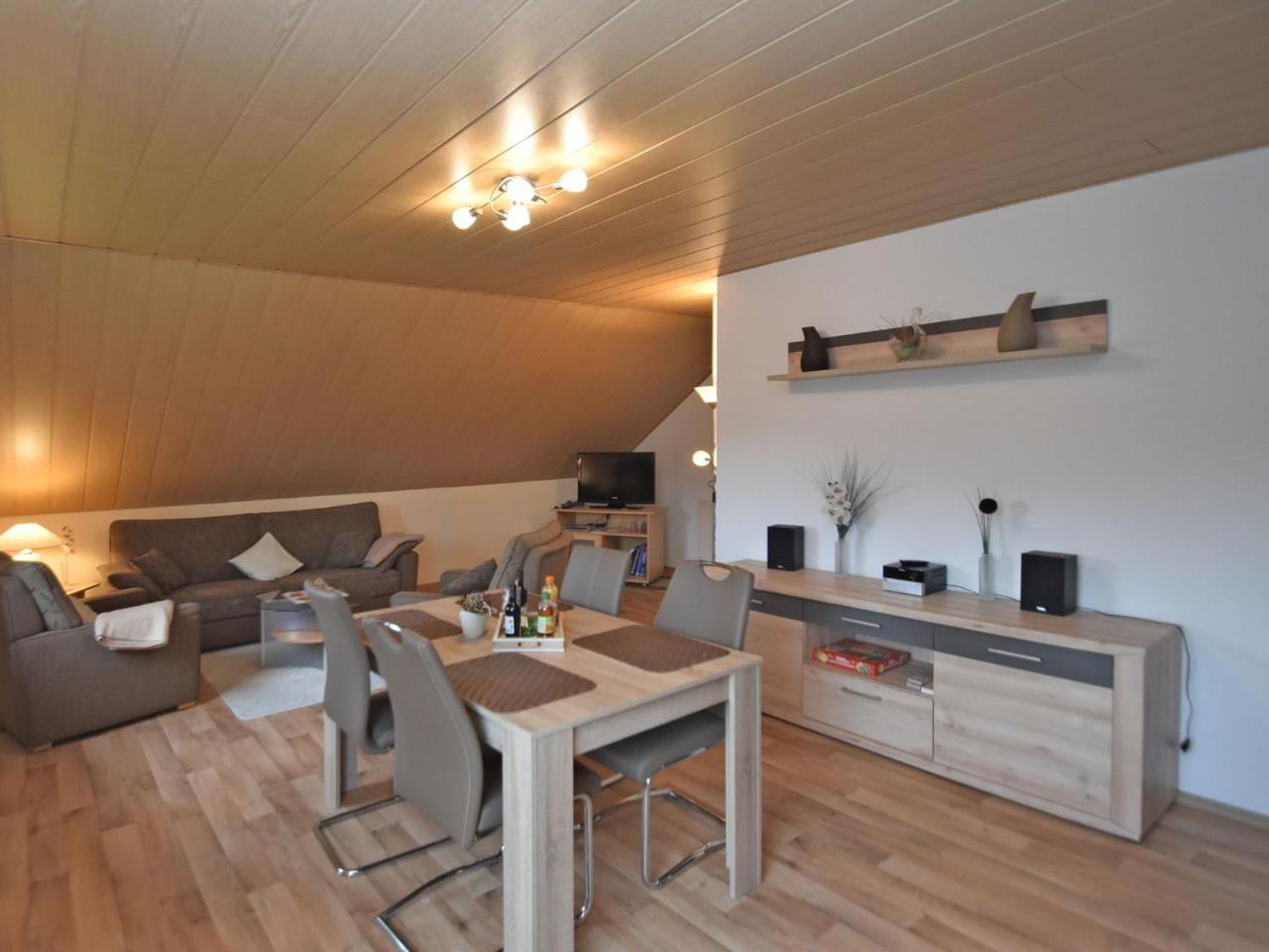 Cozy Apartment In Merlsheim With Garden Нихайм Экстерьер фото